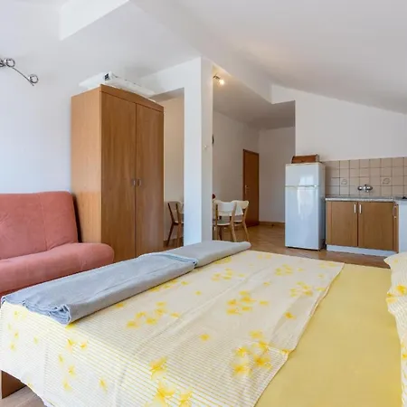 Studio Fur 3 Personen Ca 30 Qm In Crikvenica, Kvarner Bucht Und Umgebung * Crikvenica