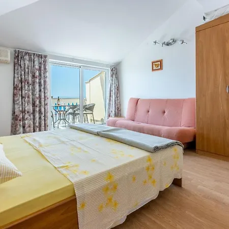 Studio Fur 3 Personen Ca 30 Qm In Crikvenica, Kvarner Bucht Und Umgebung Apartman